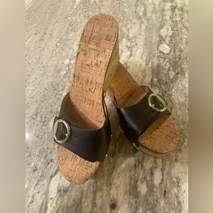 Tommy Hillfinger Black and color cork platform sandals size 8
